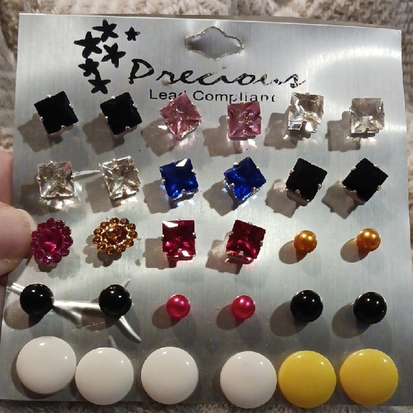 Multi-Color Stud Earring Set - Picture 3 of 4